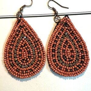 Mint Condition Large Beaded Drop Earrings Gold tone metal very Lightweight